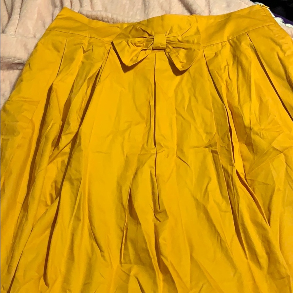 Jamby Mustard Yellow Skirt with bow.